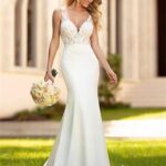 YHSHA Womens Spaghetti Straps Lace Appliques Mermaid Wedding Dresses for Bride 2025 V Neck Long White Bridal Gowns for Weddding Party 8