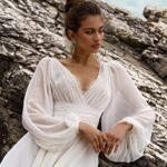 Long Sleeve Boho Wedding Dresses for Bride 2023 V Neck Chiffon Beach Formal Bridal Gowns Ivory Size 16